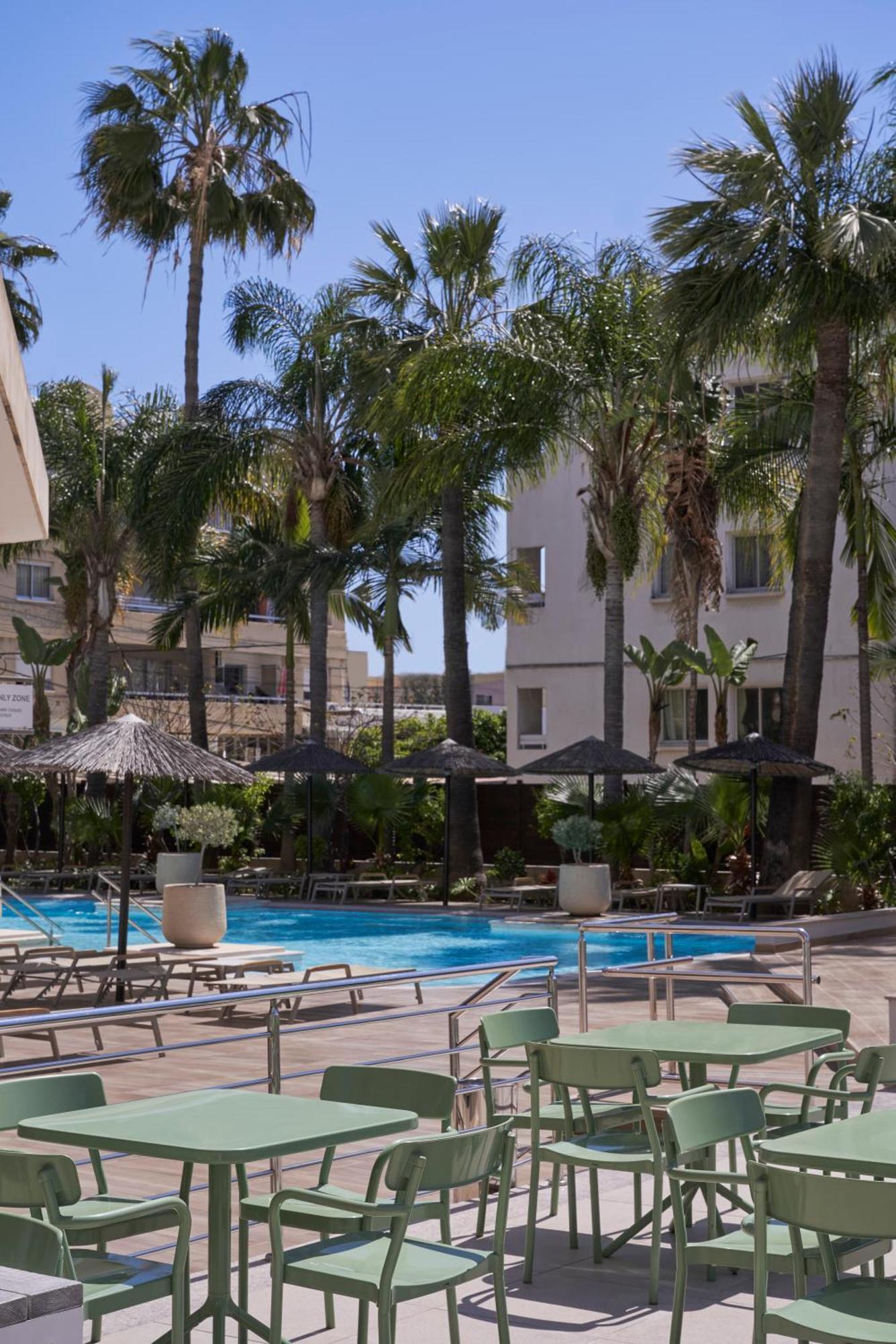 Atlantica Oasis Hotel 利马索尔 外观 照片