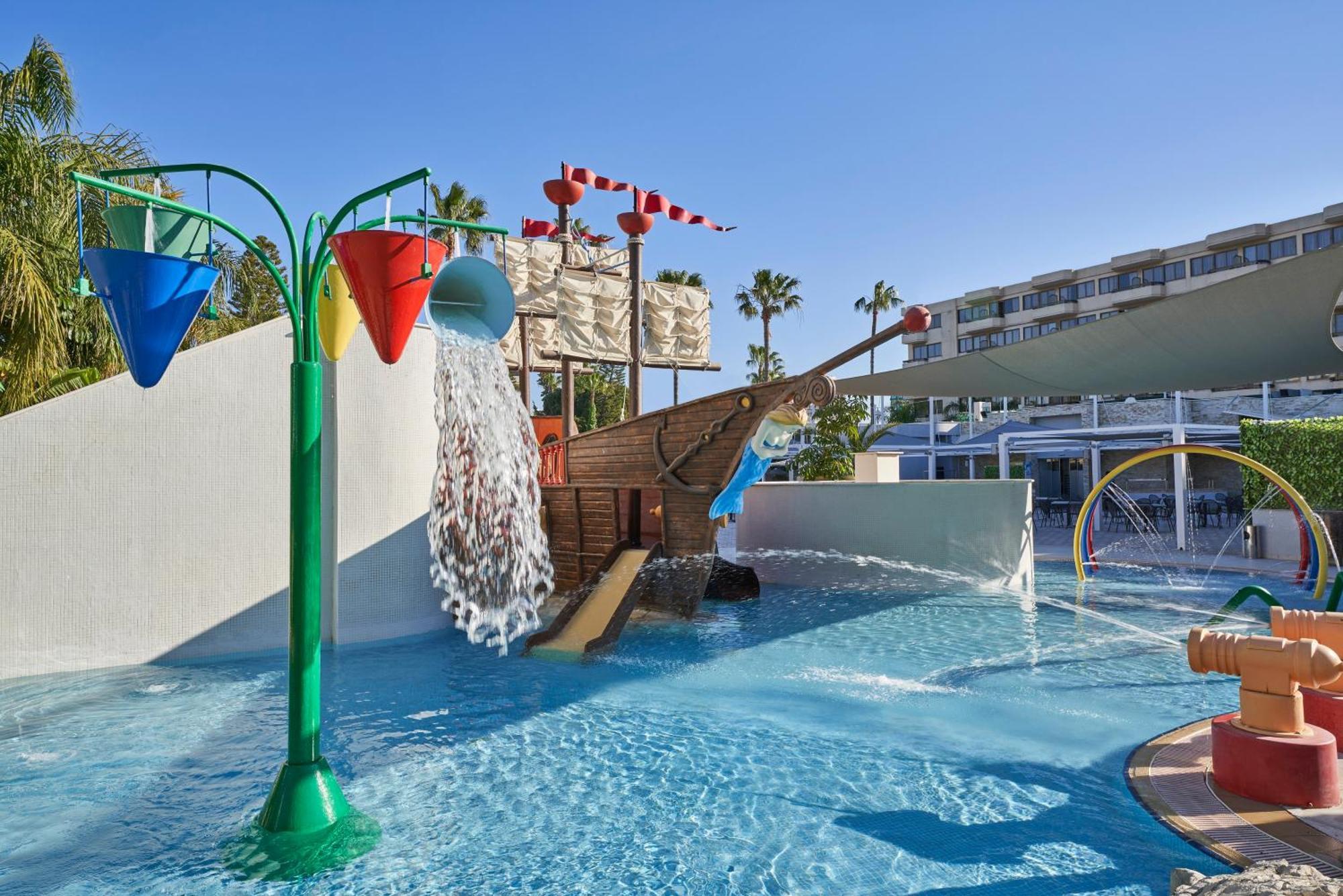 Atlantica Oasis Hotel 利马索尔 外观 照片
